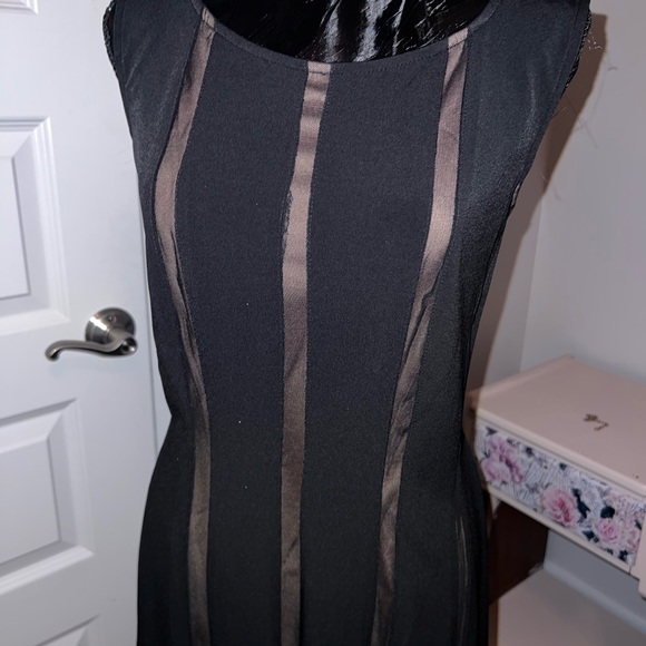 Black sleeveless dress - Picture 4 of 5